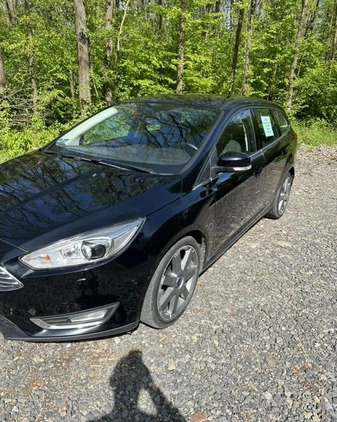 Ford Focus cena 37000 przebieg: 197000, rok produkcji 2015 z Darłowo małe 79